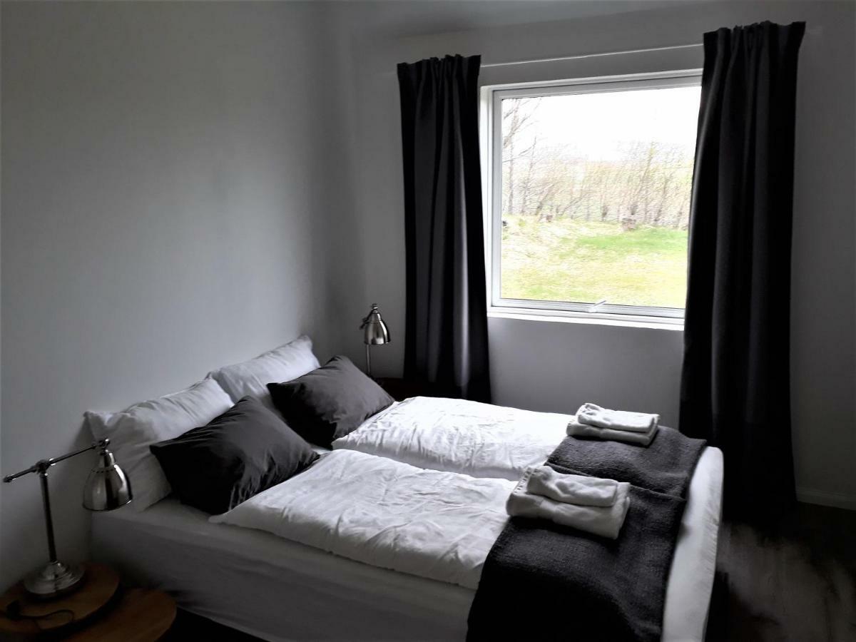 Guesthouse Geldingaholt Arnes  Екстер'єр фото